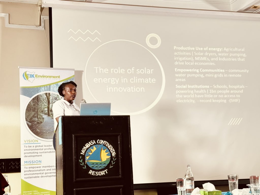 BrianNyagol's tweet photo. 6/ @OnditiLydia invited partners that want to join hands in the  programs to improve lives to partner with @DavisShirtliff and mentioned the company’s dedication to promoting innovation and diversified financing systems for water and energy solutions. https://t.co/VObyjar8v3