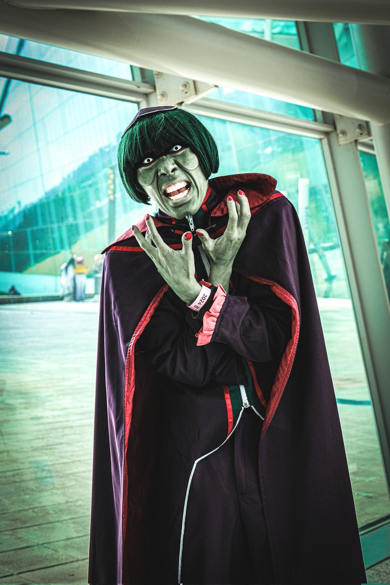 MSG1365's tweet photo. #제로부터시작하는이세계생활
#리제로 #페텔기우스 
#リぜロ #ペテルギウス 
#Cosplay 

다들 도망가는 그 페텔기우스 

📸 @HakaraMo https://t.co/0dDxLkoKv2