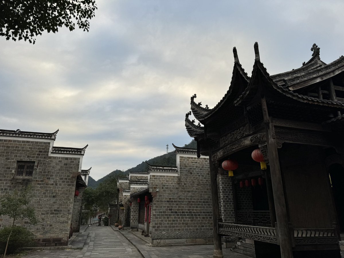猜一猜拍什么 https://t.co/3f82XqXSjS