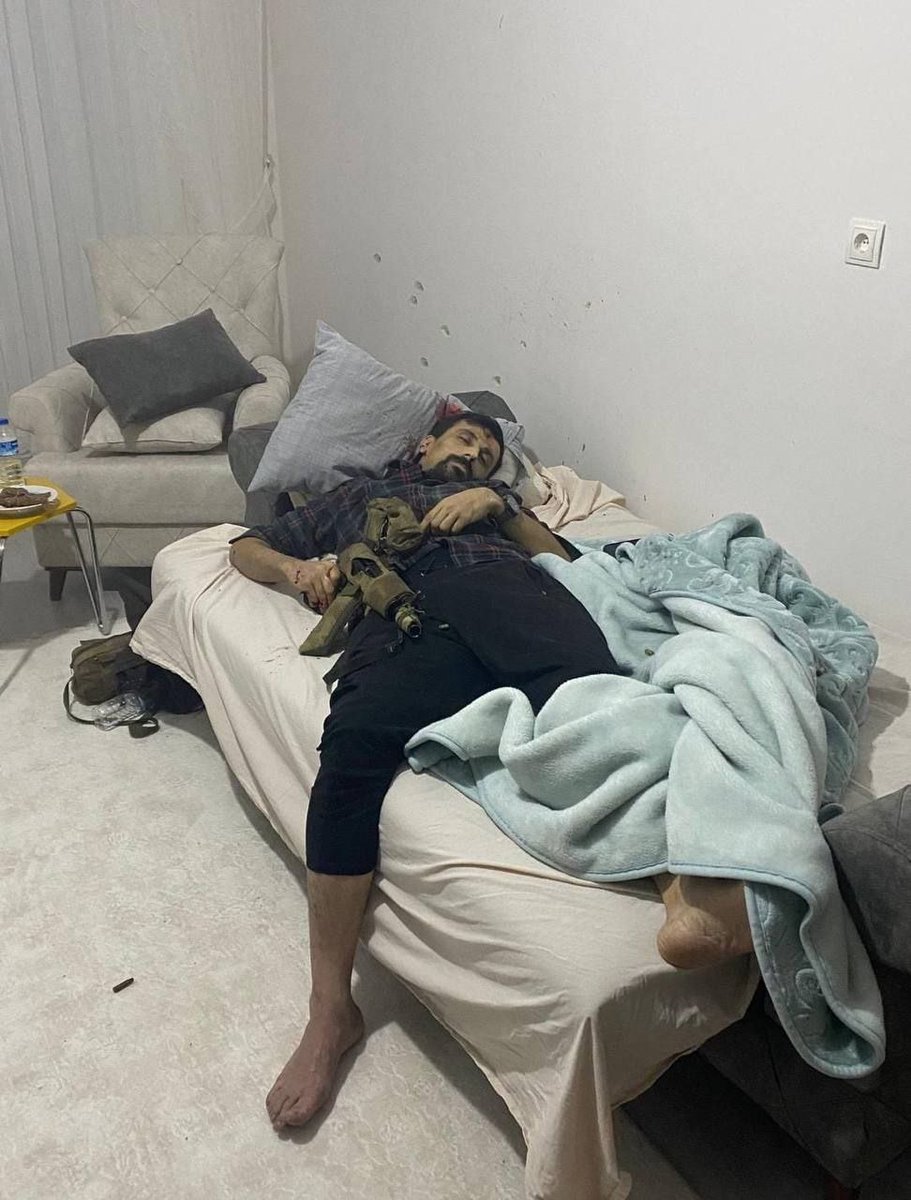 SARI TORBA GÜNLÜKLERİ... tweet media