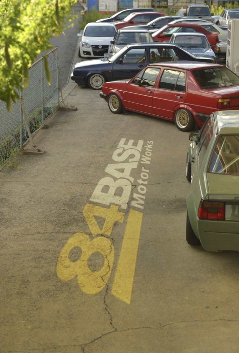 HangOut_2023's tweet photo. 今回協力して下さるショップ様の紹介をさせて頂きます！

84BASE Motor Works(ショップ)

新潟市西区に店舗を構える県内唯一のフォルクスワーゲン大好き店の84BASE様がデモカーを展示してくれます！
当日はHot Wheelsの販売もあります🚗

#84BASE
#HungOut 
#ハングアウト https://t.co/RqyJvYeuuo