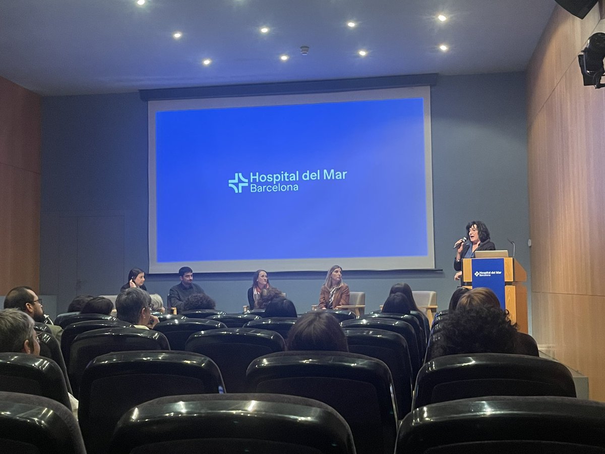 Èxit de la VI Jornada del Grup de Demències de la @scgig la importància de l’atenció integrada, adequar l’atenció, l’experiència del pacient, la fragilitat i la importància de l’entorn, planificació anticipada o coneixements de cures pal•liatives <a href="/dafits/">dafit</a> @URV_Marc <a href="/javigbueno/">Javier G Bueno</a>