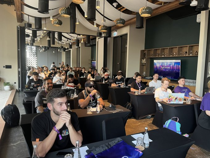 Cosmoverse ES | Dubai 2024 🇦🇪 tweet media