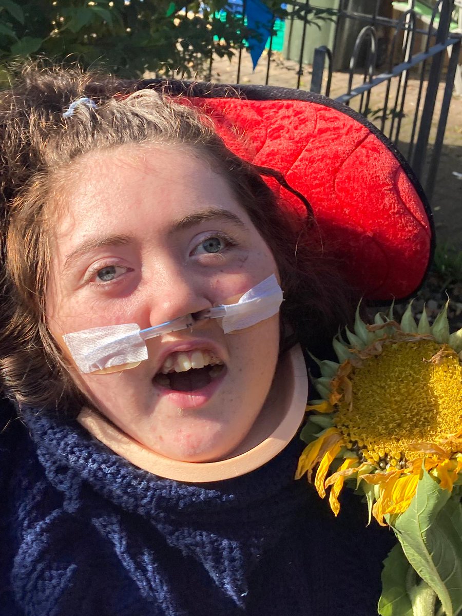 Oaklands School tweet media