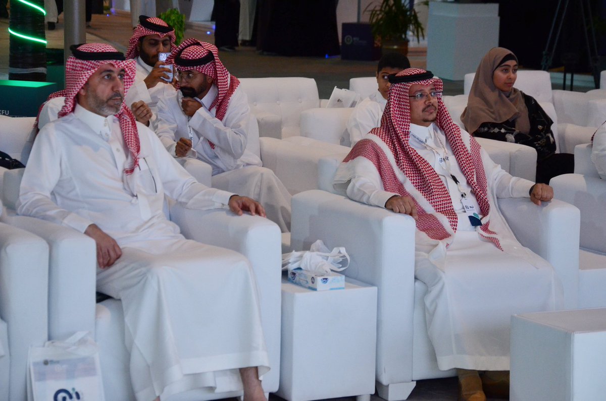 كلية علوم الحاسب وتقنية المعلومات tweet media