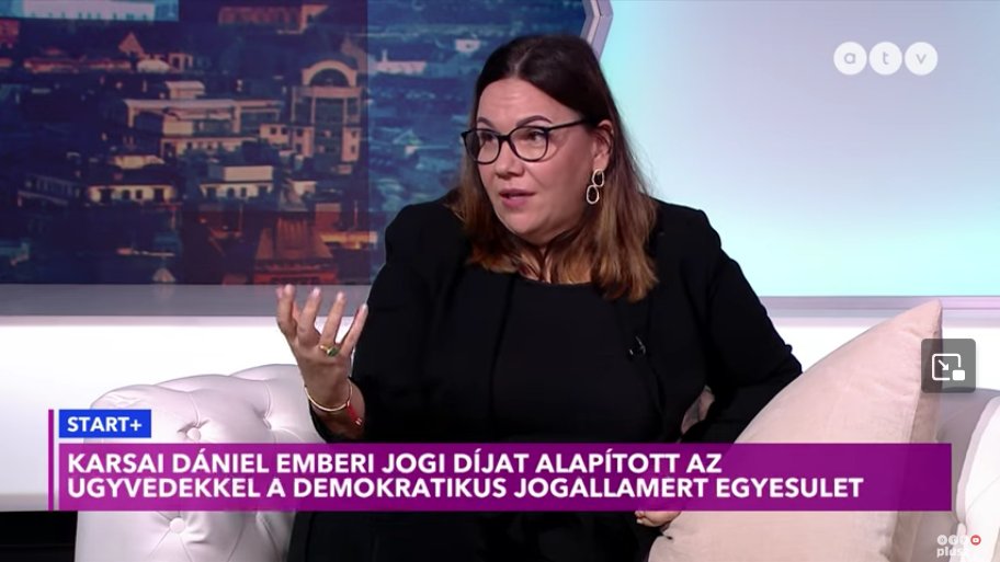 CEU Democracy Institute (@ceudeminst) on Twitter photo 🗣️📺 In <a href="/atv_hu/">ATV Magyarország</a>, our Research Affiliate <a href="/BardPetra/">Petra Bárd</a> talked about a new human rights award named after the late Daniel Karsai, who recently passed away after battling ALS.
Read what she said:
👉 tinyurl.com/msuh95kp 🗣️📺 In <a href="/atv_hu/">ATV Magyarország</a>, our Research Affiliate <a href="/BardPetra/">Petra Bárd</a> talked about a new human rights award named after the late Daniel Karsai, who recently passed away after battling ALS.
Read what she said:
👉 tinyurl.com/msuh95kp