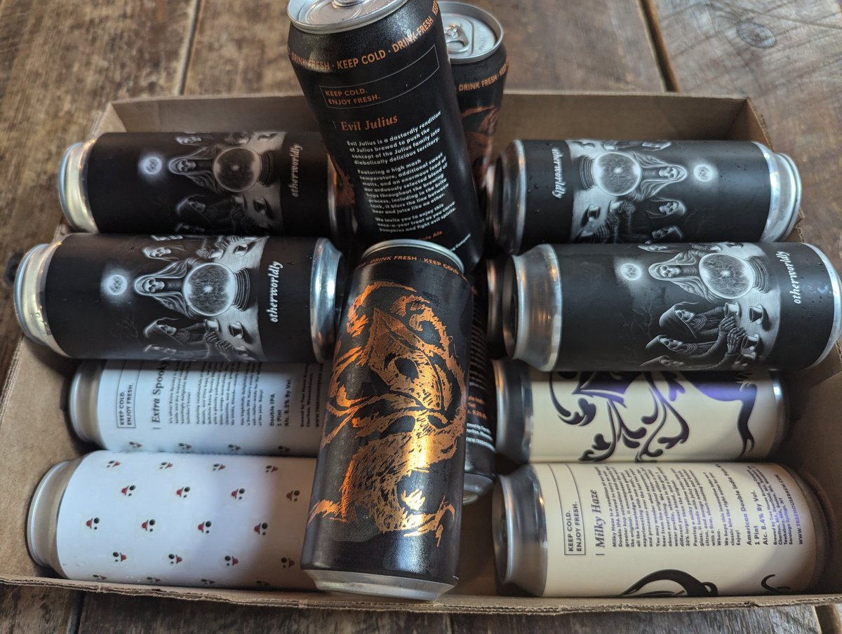 ASFreed's tweet image. One can't drive west on the Pike &amp;amp; not stop here. Can they?

#CraftBeer #CraftCans @TreeHouseBrewCo