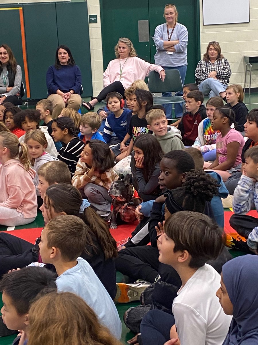 Mrs. Murphy tweet media