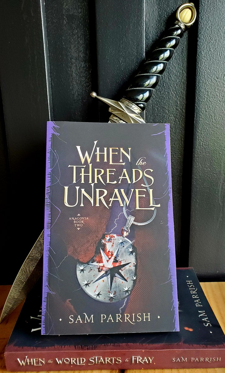 williamjadams3's tweet image. Happy Friday, y&apos;all! Back again with another FFA review boost of my good friend @sampwrites as she gears up for the release of her trilogy capper on Tuesday!

When the Threads Unravel takes the beastie &amp;amp; magic levels up a notch or five. New worlds. New allies.

Check it out!

🔗