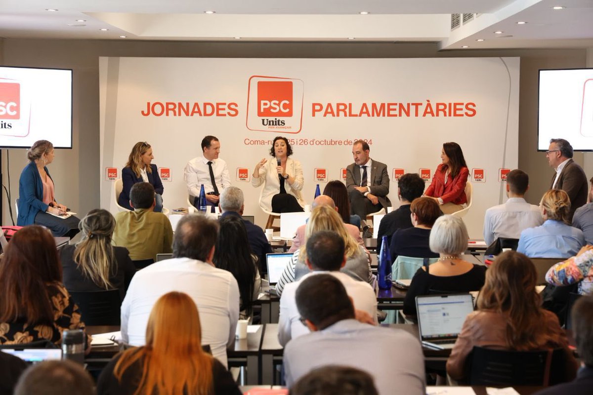 Ramon_Espadaler's tweet photo. Aquesta tarda, a les jornades de treball del Grup parlamentari @socialistes_cat i @UnitsCat a Coma-ruga, hem dialogat sobre el paper del grup parlamentari en el nou escrnari polític català i de les relacions entre aquest i el Govern. https://t.co/AamfPvGHJi