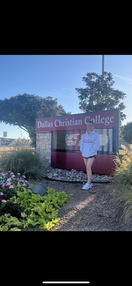 Carly0725's tweet photo. Thankyou so much @DCCruSoftball for an amazing visit! @MontiVB  @GoldHankins https://t.co/SH69Q6J1Yr