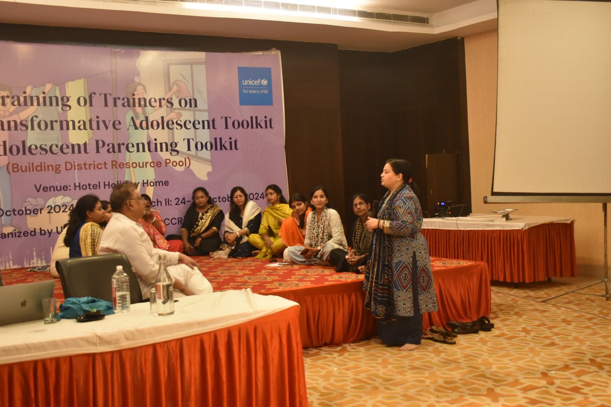 RisingTreeF's tweet photo. Exciting news! Our team joined UNICEF’s 3-day *Training of Trainers* on Gender Transformative & Adolescent Parenting Toolkits (Oct 21-23, Ranchi). Honored to collaborate for positive change among youth. Thank you, UNICEF! #Adolescents #Educate #Humanity #UNICEFIndia #RisingTree https://t.co/3VFV5LE8Um