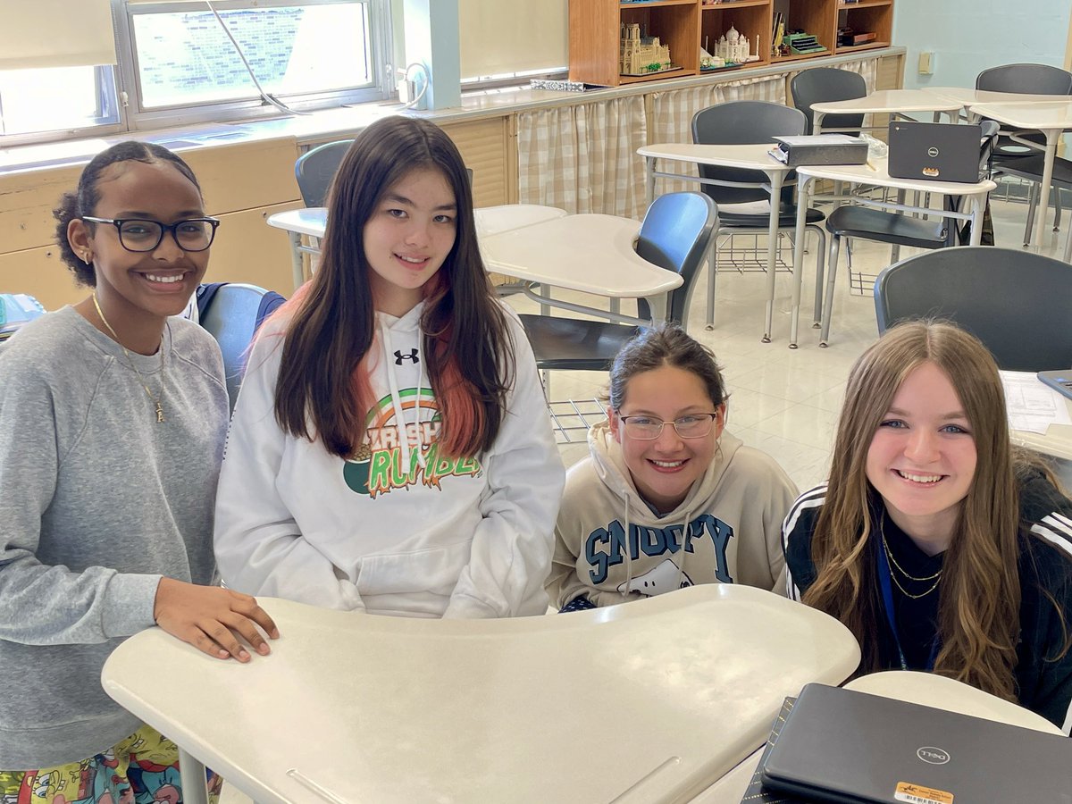 Nicole Jones tweet media