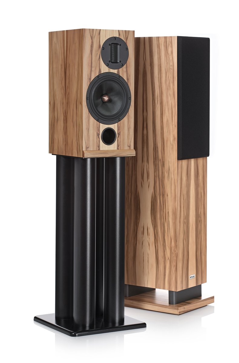 #fridayfeature Check out our stunning new Liquid Amber finish on these D2 and D20Rs... the pattern varies on each panel giving a truly unique look!
Do you agree?

#woodfinish #woodisbeautiful #highendaudio #speakers #lookasgoodastheysound #proacspeakers #proac #perfectlynatural