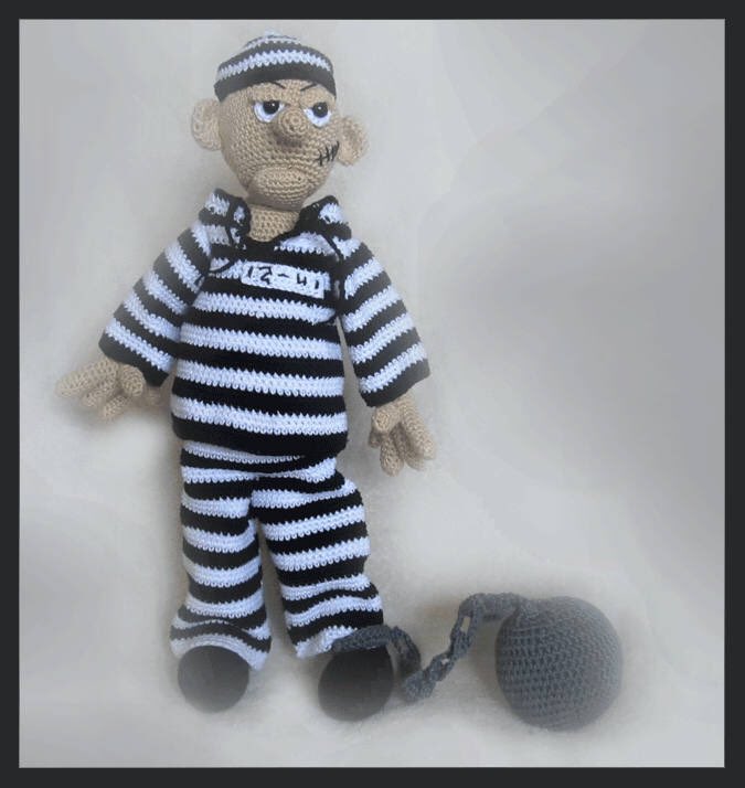 HappenIwill's tweet photo. @Parody_PM How very convenient, just before the #GammonMarch that he organised in London, almost as if he planned it like this
#TinyTommeh
NB, doll is life-sized replica https://t.co/dLR9fwavQ4