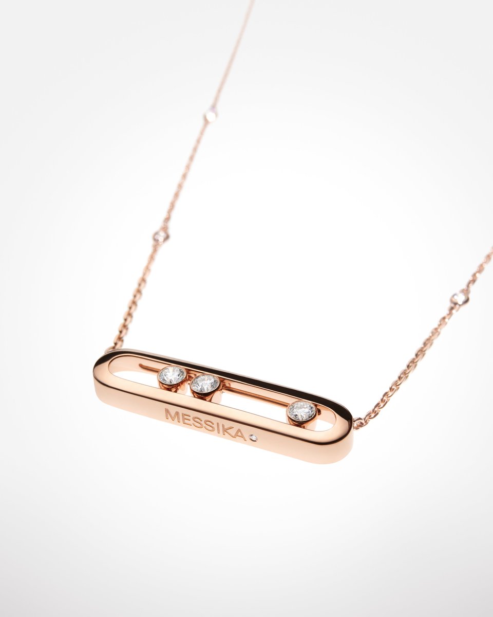 MessikaJewelry's tweet photo. The Move Classique necklace in 18-carat pink gold captivates with its three moving diamonds. A timeless piece that becomes modern, playful and free.
Discover more at https://t.co/l3tDcOyrME.
#Messika #MyMoveMyWay #DisruptingDiamonds https://t.co/xcmwVjKci3