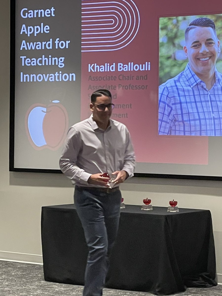 Congratulations to Khalid Ballouli and Scott Smith for winning the 2024 Garnet Apple Award for teaching innovation! An amazing accomplishment! <a href="/UofSC_HRSM/">USC HRSM</a> <a href="/UofSC/">University of South Carolina</a>