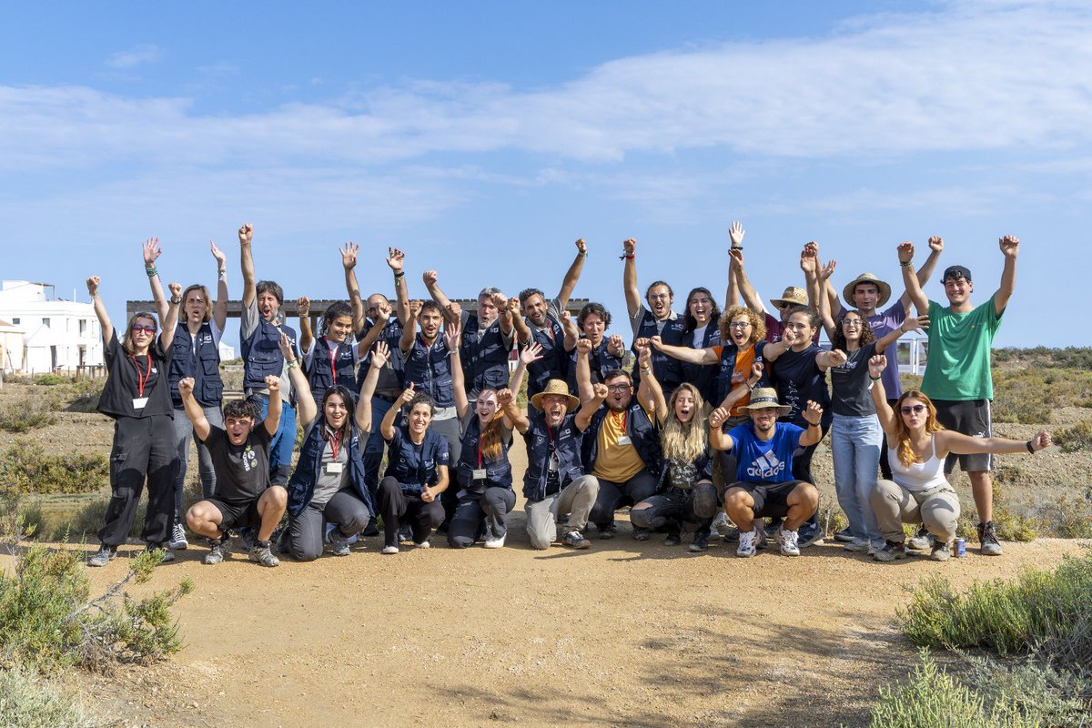 👋🏻 It’s been over a month since the #DBF24 ended and today we celebrate the success with this team photo!

💪🏻 Thanks to the organization and our wonderful <a href="/FCLP_Fundacio/">Fundació Catalunya La Pedrera</a> and MónNatura Delta team for their dedication and availability on September 20, 21 and 22, 2024.