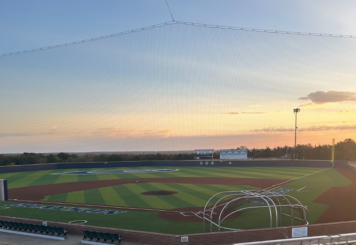 Luca Anzalone tweet media