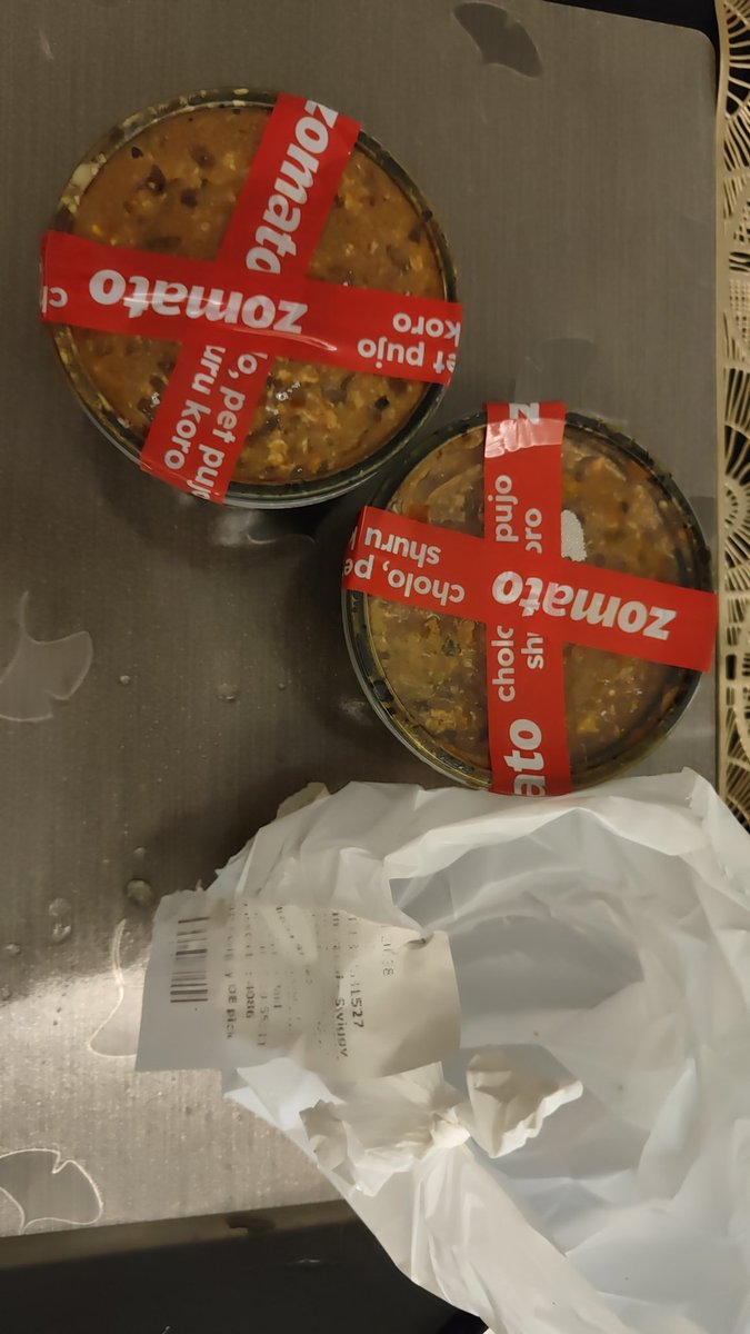 LuckyTweeets's tweet photo. @SwiggyCares this is regarding order id  #188838397681527. I had ordered one egg tadka and 2 Kulcha. You have delivered 2 egg tadka. This is a complete waste of waiting for an hour and getting wrong order. Can you help? https://t.co/A46DcMI5Rv