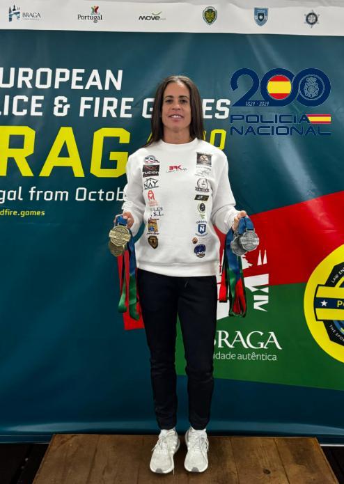 👏Enhorabuena a nuestra compañera Adoración Alonso destinada en la Jefatura Superior de #Melilla , por las 2 medallas de oro 🥇y 3 de plata 🥈
en los <a href="/EPFGassociation/">European Police & Fire Games Association</a> 

#Portugal #SomosDeporte 🇵🇹💙