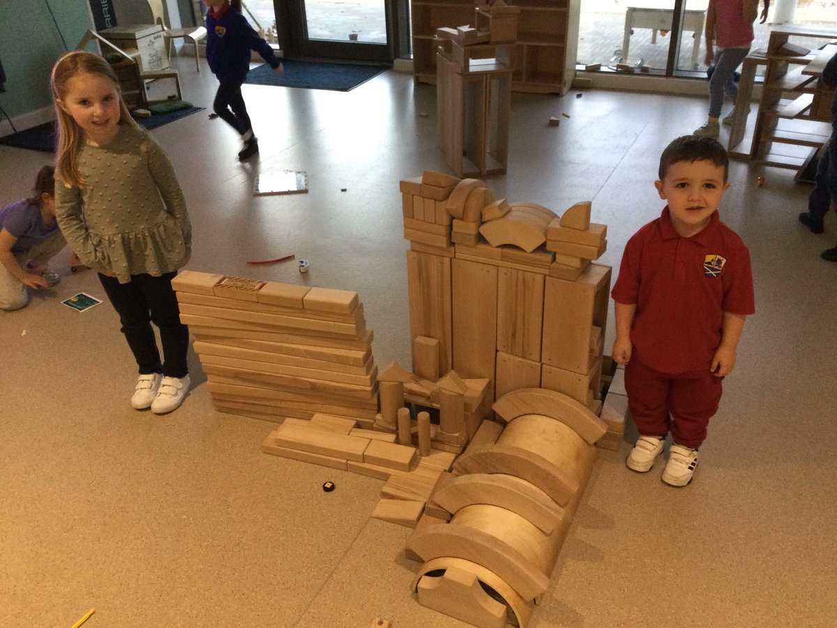 neilston_madras's tweet photo. In the Block Area this week, the children were all very engaged building a variety of things ✨ We had lots of different ideas going on at the same time such as ‘a hotel’, ‘ice cream shop’, and ‘an aeroplane’ 💭 #collaborativeplay #STEM https://t.co/qW05Wx9zcg