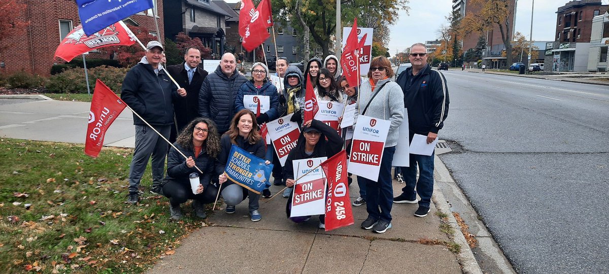 Windsor & District Labour Council tweet media