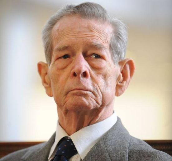 danny_toma's tweet photo. Today is the birthday of King Michael of Romania (1921-2017), the last reigning Romanian monarch, whose abdication was forced by the Communists in 1947. #Romania #monarchy #KingMichael https://t.co/Lh6QR4haJU