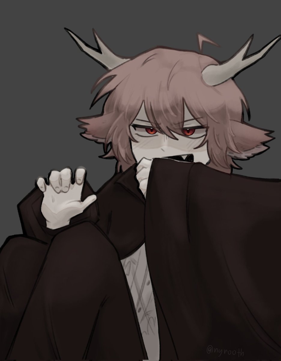 nyrooth's tweet image. the dingbat, but he&apos;s a vampire 
#MoukaArt 
@MoukaVenti pls don&apos;t bite my toes