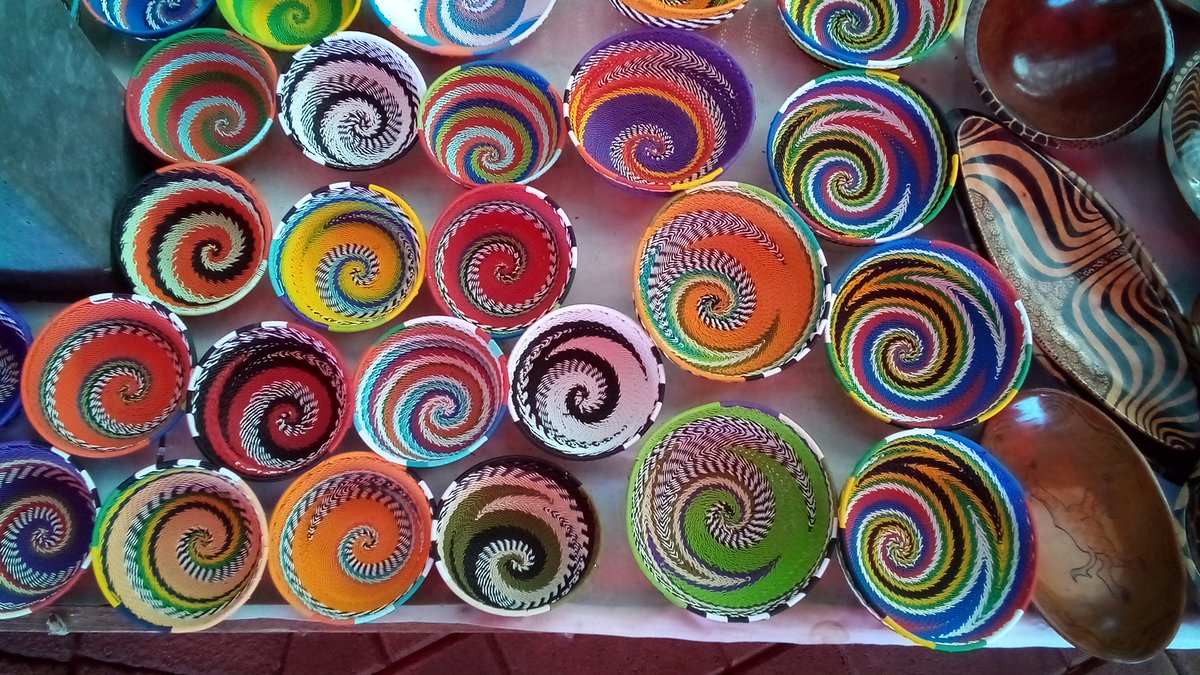 info4u2use's tweet image. #TrafficJams are for folks who follow set routines with minimal to Zero time deviations . To avoid traffic jams one must adjust your time line to depart at different times, according other folks who use set times, like sunrise or moonrise, sunset or moon set #SolarTime #LunaTime