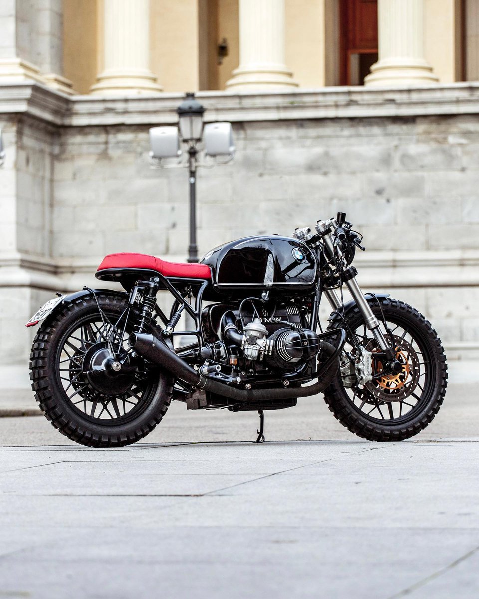 CafeRacerDreams's tweet photo. 🚀
https://t.co/kRju5qXjL5
#CRD2020 #caferacerdreams #BMWcaferacer #caferacer #welovewhatwedo #shippingworldwide✈️🌎 https://t.co/otyoOi2u2f