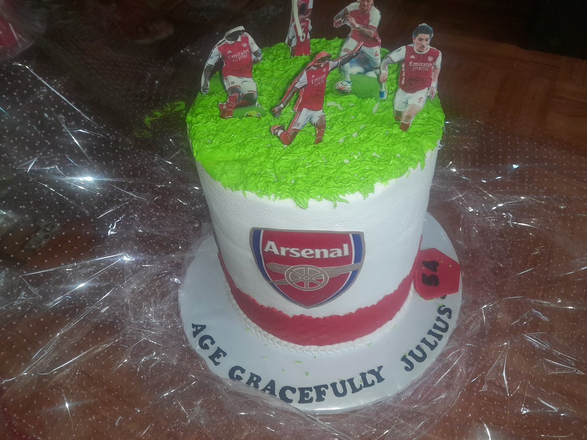I celebrate my birthday with Arsenal