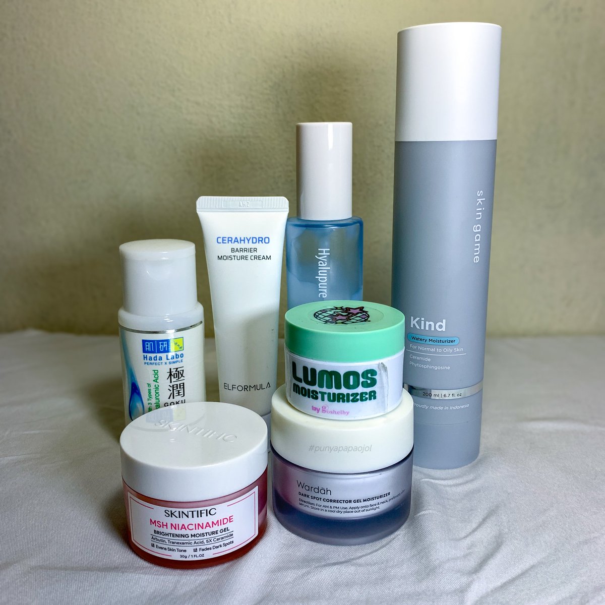 papaojol's tweet image. Wishlist achieved! Akhirnya nyobain juga skincare lokal yang size nya JUMBO.

Kind Watery Moisturizer dari Skin Game. The uncomplicated moisturizer, alias engga neko-neko.

Suitable for normal to oily skin!