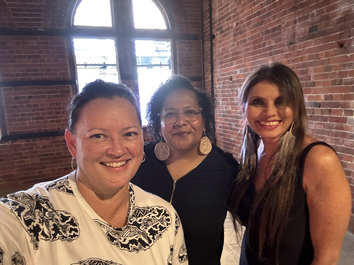 What a difference 20 years makes!
From APS 5&amp;6ers to a CEO &amp; 2 Doctors (PhD &amp; GP). @MelindaMann_MM 
Dr Samarra Toby
#blakexcellence
#blakndeadly
#strongwomen