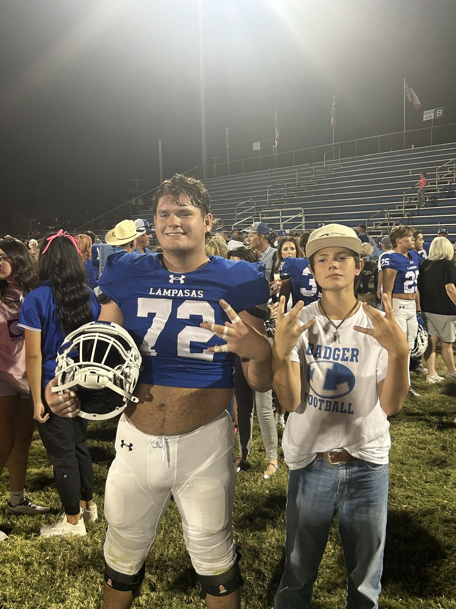 Todays the day I play my final home game as a Lampasas badger 
#ETRTW
#BTB
#GoBigBlue