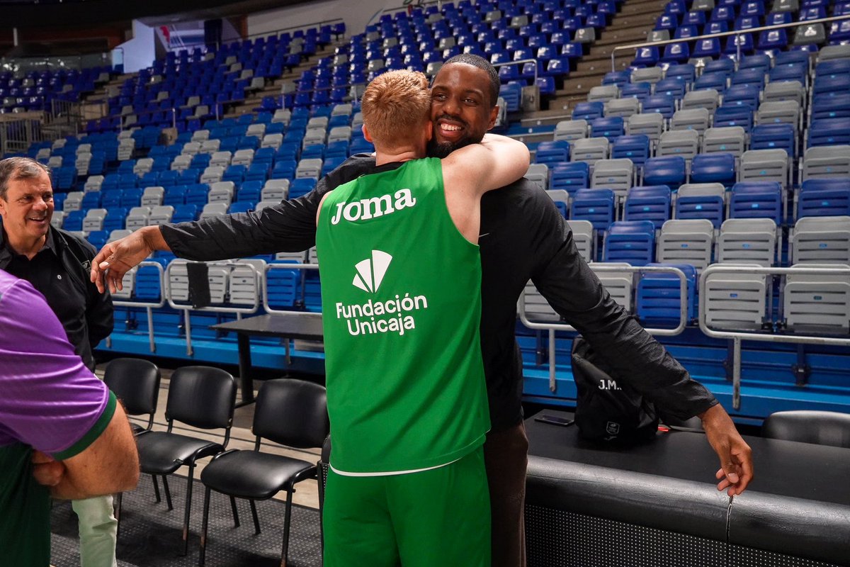 UnicajaCB tweet media