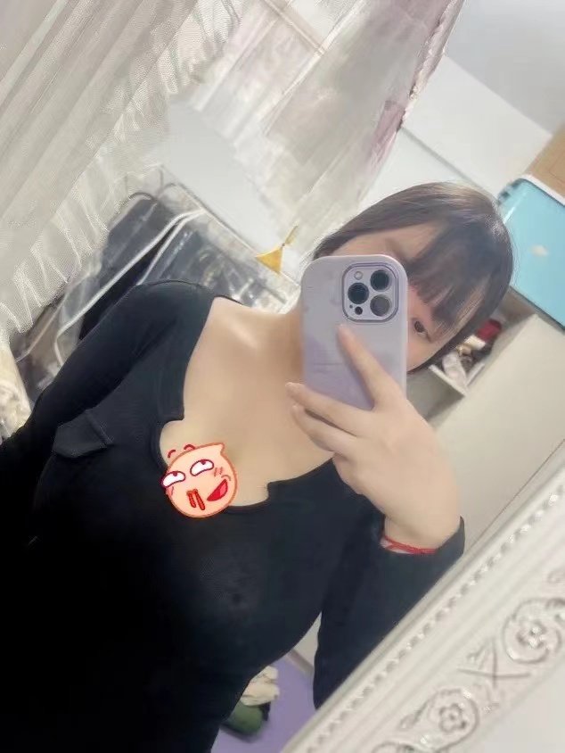 Miftadully's tweet photo. 我难过的不是你不爱我了，而是你从来都没有爱过我的事实。 #常州 #常州线下 #丰满女人 https://t.co/JmEVAJ5jlT