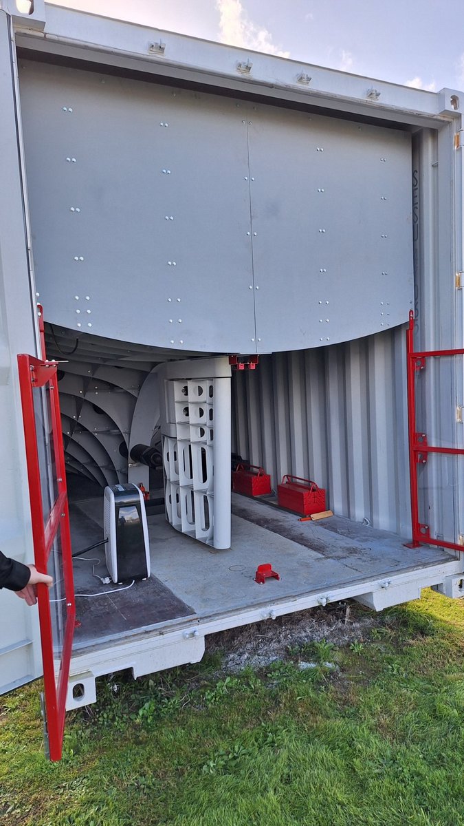 Matinée marathon, qui confirme les 3 piliers de la navale professionnalisme, qualité et valeurs humaines  Inauguration des containers techniques <a href="/Formation_bzh/">Pôle Formation UIMM Bretagne</a> <a href="/uimm/">UIMM La Fabrique de l'Avenir</a> <a href="/LorientAgglo/">Lorient Agglo</a>, des outils indispensables à un apprentissage pro. #florencebasseville #cmqindemer #PIACMQINDMER