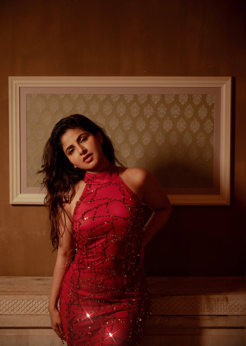 Ishmenon's tweet image. Red carpet ready, everyday 💄❤️