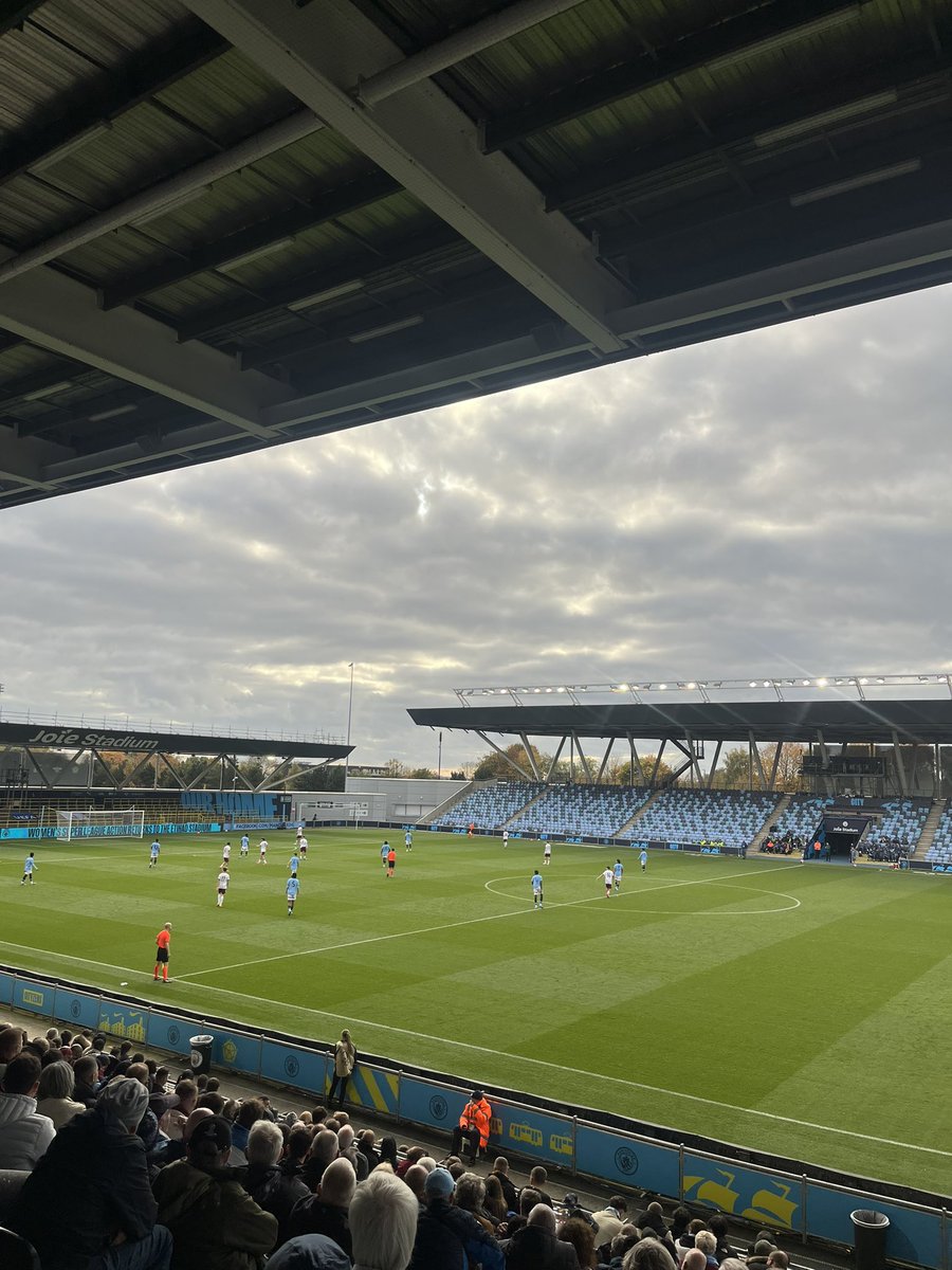 MDuque06's tweet photo. Gran semana! 

Aston Villa Youth League ⚽️ Champions League / Manchester City Youth League ⚽️ Champions League https://t.co/0KiZKR28rF