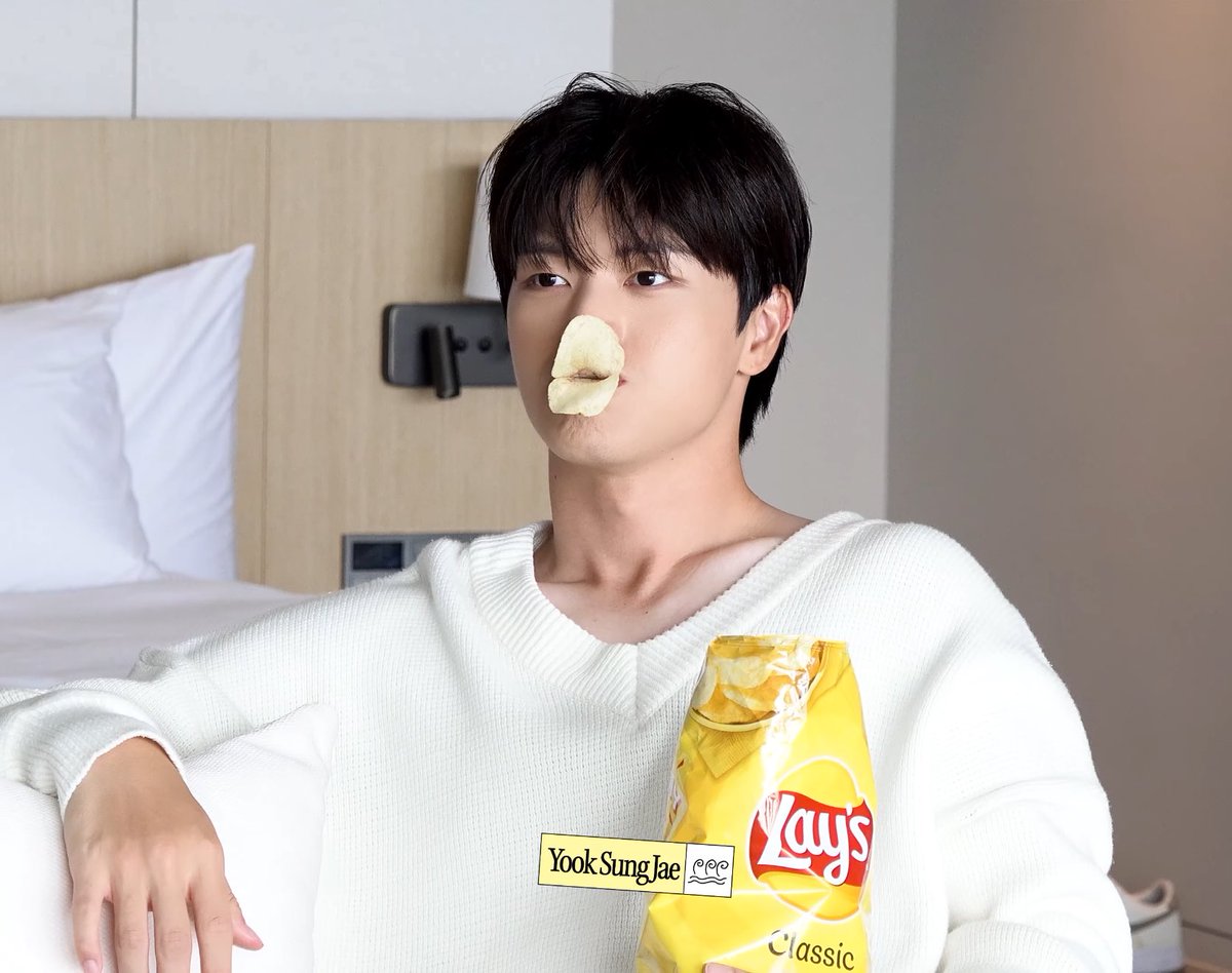 감자칩을 사랑하는 남자를 사랑하게 되,,💕

2017년                               2024년