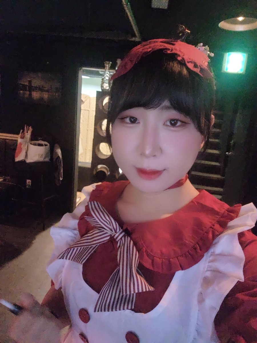 모두들  할로원 재미지게 노세요 !♡!♡!
비비드에서도 한잔 두잔 !!!짠!!짠

#mtf #cd #시디 #쉬멜 #shemale #트젠 #트렌스젠더 #TG #시디바 #방배동 #비비드

주소-방배동 766-33 지하1층vivid https://t.co/tgFz1xaTEQ