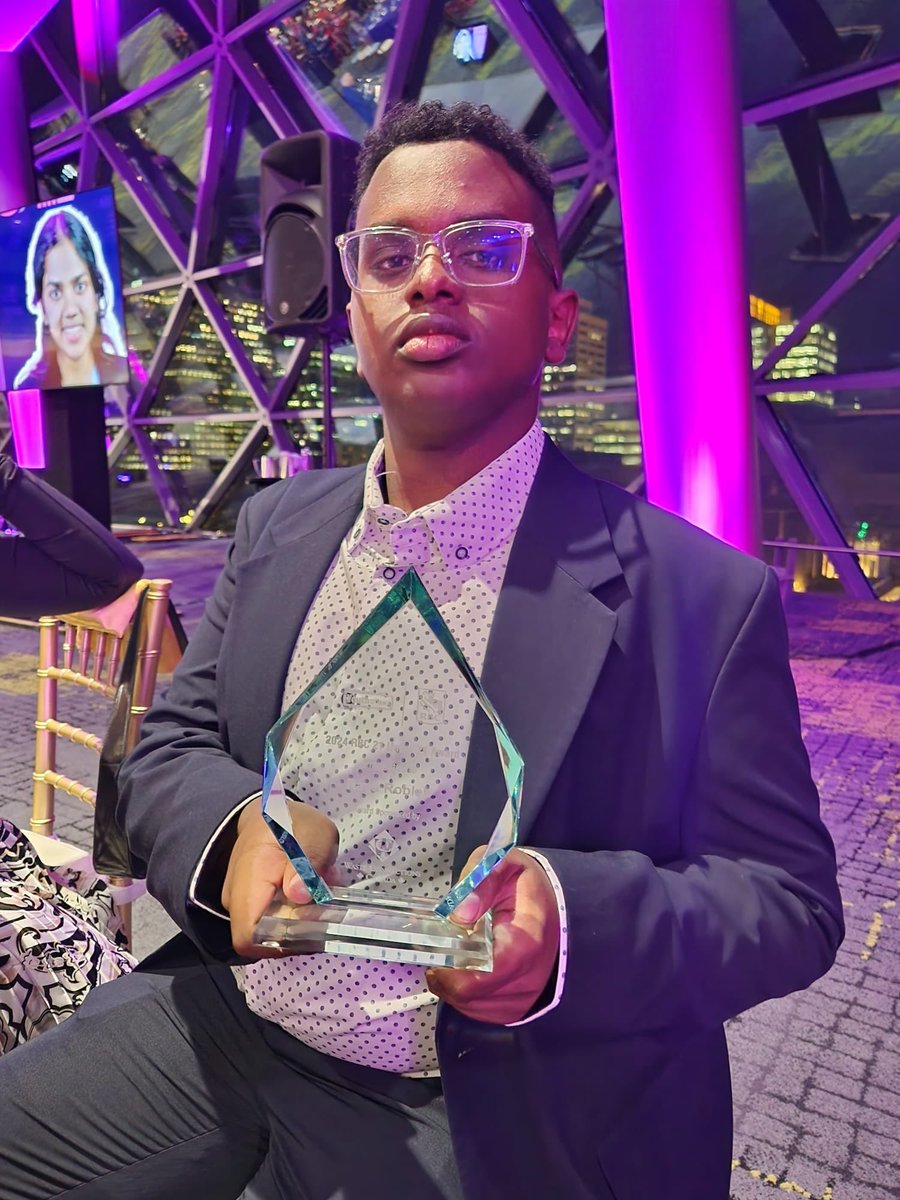 AnabMoh's tweet photo. Congratulations to my son Rays Robleh for being a recipient of the @21Under21 Award! Your hard work and determination have truly shone through, and I know that they will continue to be recognized. I’m incredibly proud of both of you, #Awardwinning @Youth_Ottawa https://t.co/DwKbPraf6g
