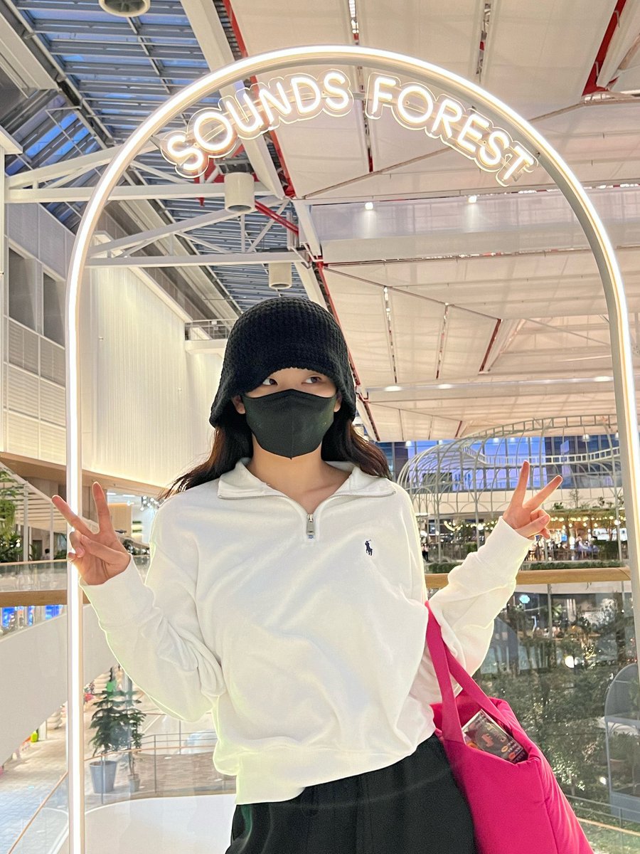 𝐫ed ♡ 𝐥ad𝕚es tweet media