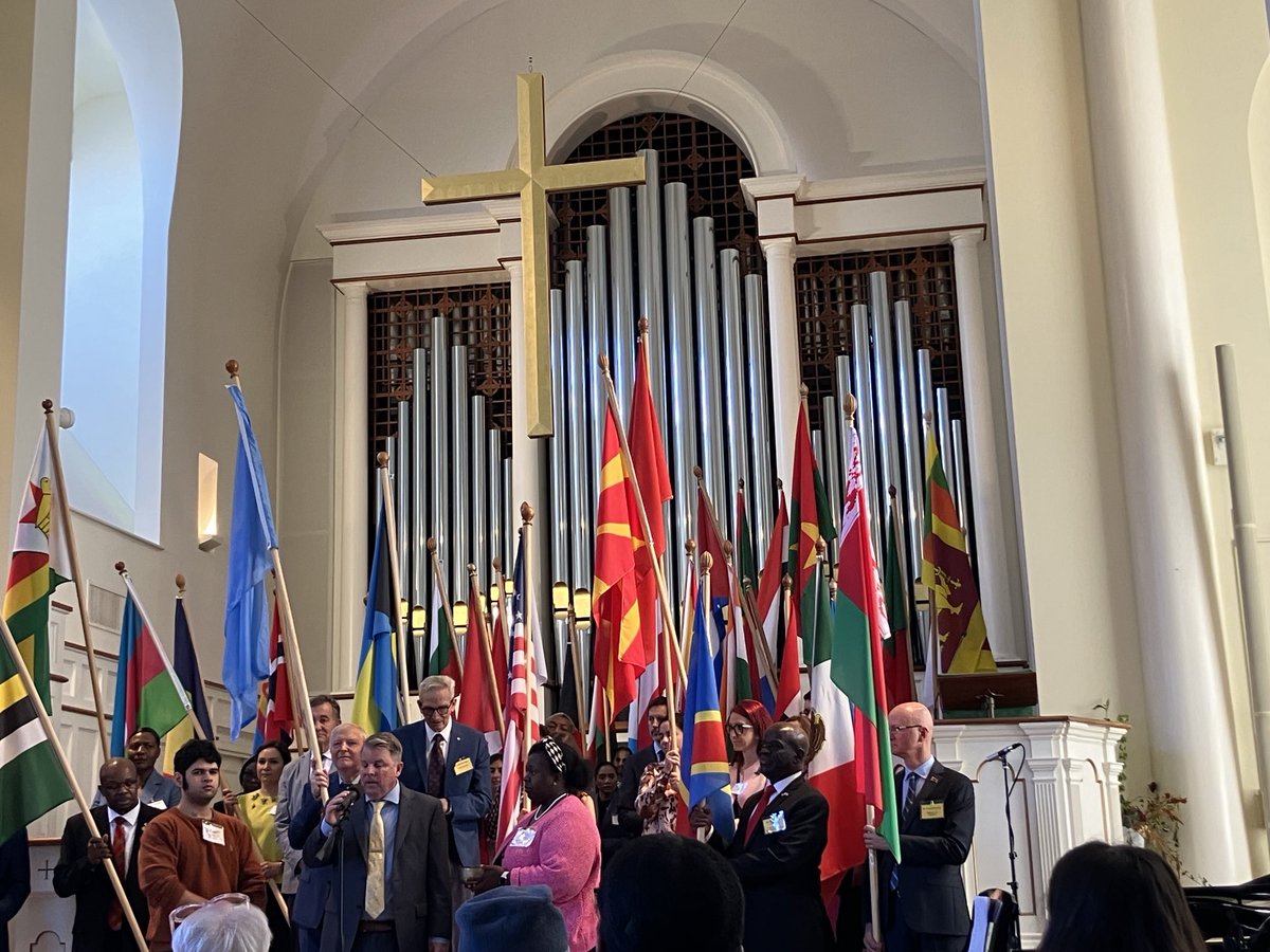 So happy to join many embassies to celebrate #UNday2024 at ⁦<a href="/OnenessFamily/">OnenessFamily School</a>⁩ school near WashDC. Children’s songs and diplomats’ flags brought smiles, hope &amp; true <a href="/UN/">United Nations</a> spirit of peace and unity.