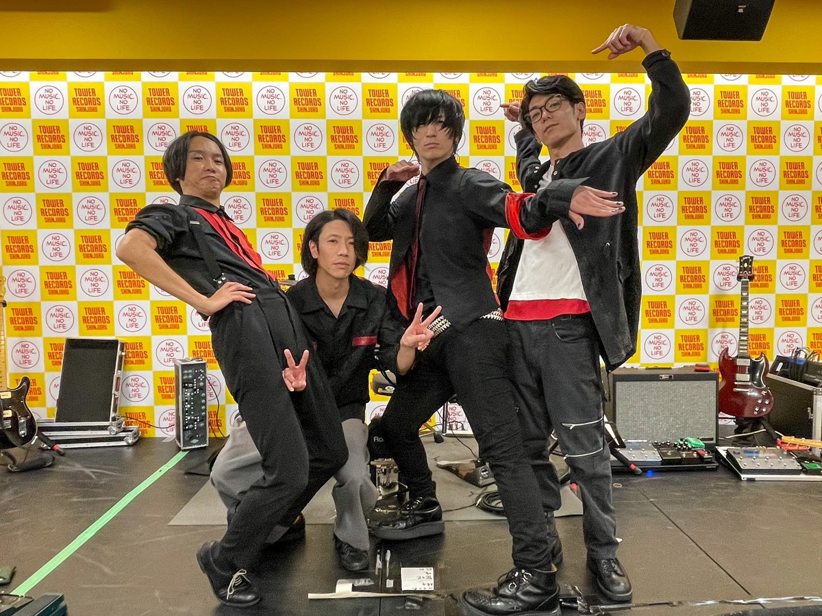 ビレッジマンズストアofficial tweet media