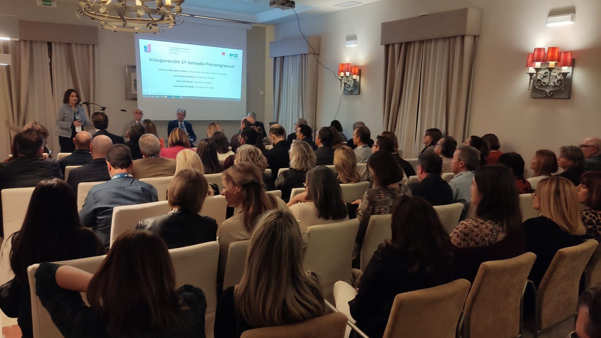 ANDEorg's tweet photo. 1ª Jornada Precongresual de #24CNH organizado por @ANDEorg @SEDISA_NET Teruel ha sido una gran anfitriona de la Jornada. Gracias a ponentes y asistentes. Gran Jornada https://t.co/NHGbNb4EVp