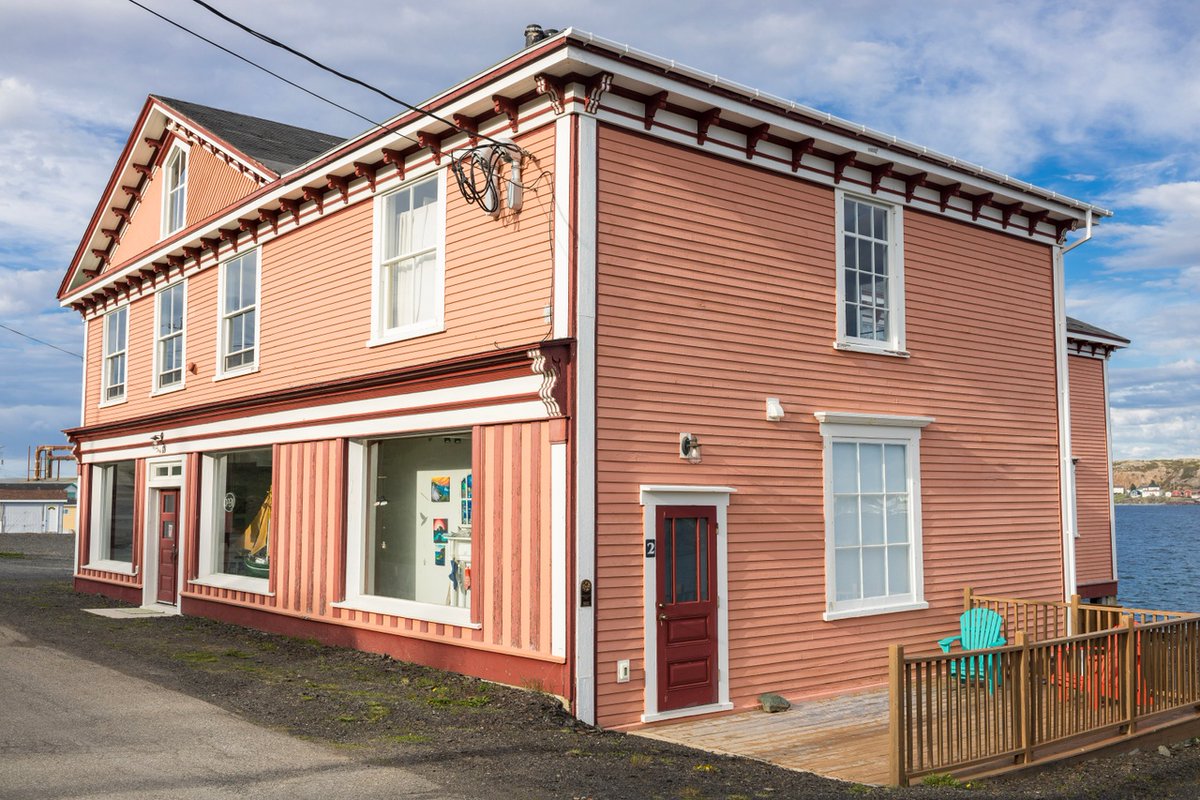 In celebration of #WasteReductionWeek, Heritage NL is highlighting an example of adaptive reuse, the Hodge Brothers Premises in Twillingate, which has found a new life as the Blue Barrel Gallery Café and the Hodge Premises Inn. #CircularEconomyMonth <a href="/ECC_GovNL/">Environment and Climate Change</a> <a href="/mmsbnl/">MMSB</a>