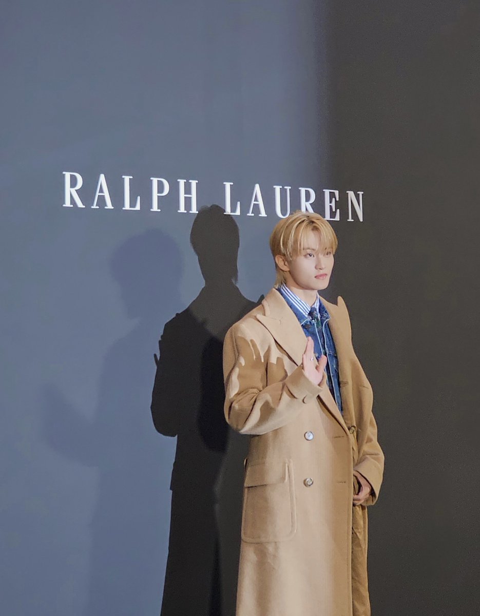 NCTsmtown's tweet photo. #MARK

#MARKxPoloRalphLauren #PoloRalphLaurenxMARK
#RalphLauren #PoloRalphLauren #RalphsNewYork
#NCT #NCT127 #NCTDREAM https://t.co/25NuAId5HJ