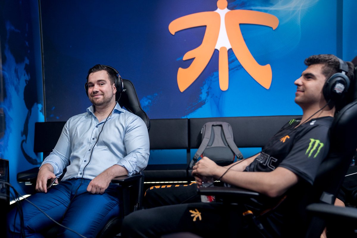 Bring him home #JoeyToFNC <a href="/JoeyYoungbuck/">Joey Steltenpool</a> 🖤🧡

The fan club fully supports this movement 🫡. We need the 6-star-general back at the helm.